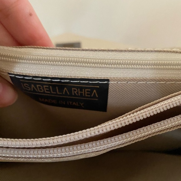 ISABELLA RHEA ITALIAN LEATHER QUILTED CREAM SHOULDER BAG - Picture 10 of 10